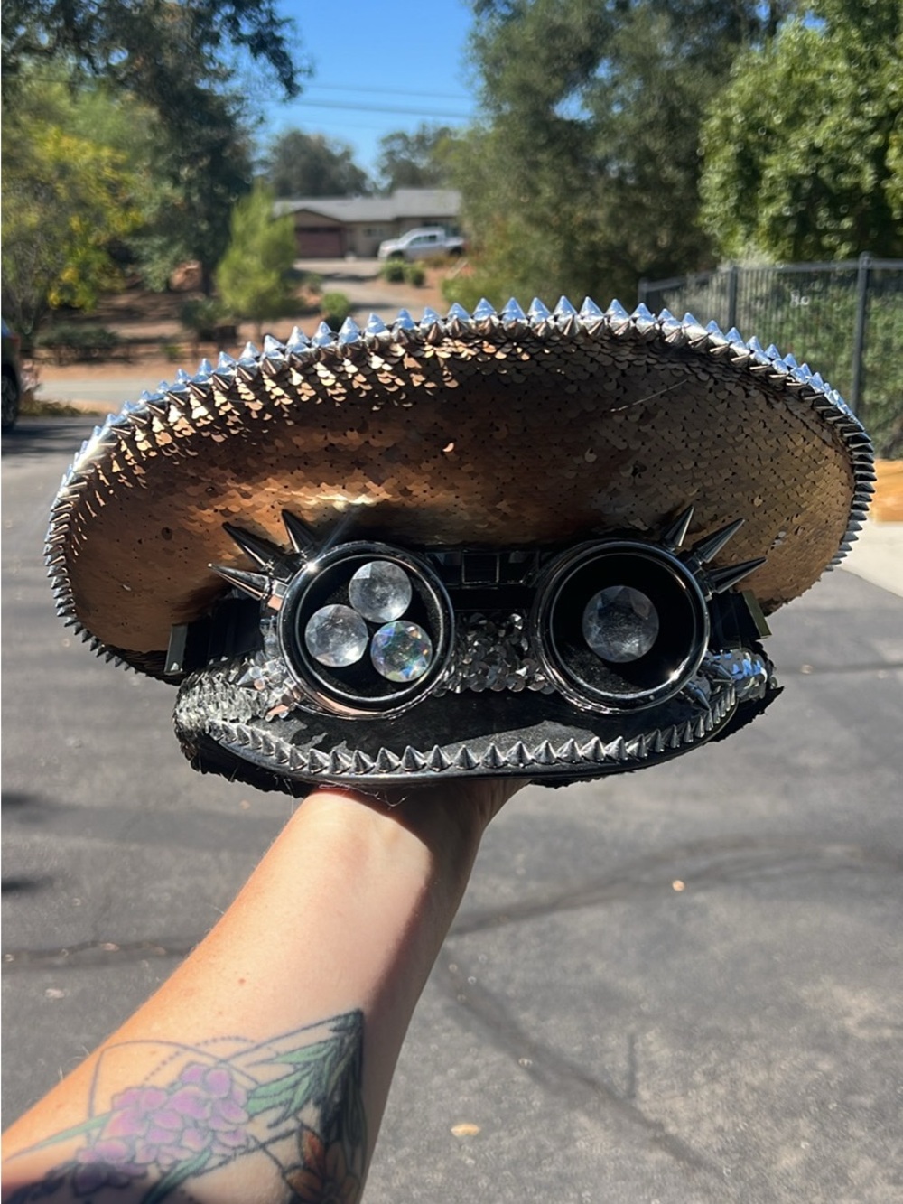 Burning man hat with spikes, reversible sessions, goggles, rhinestones